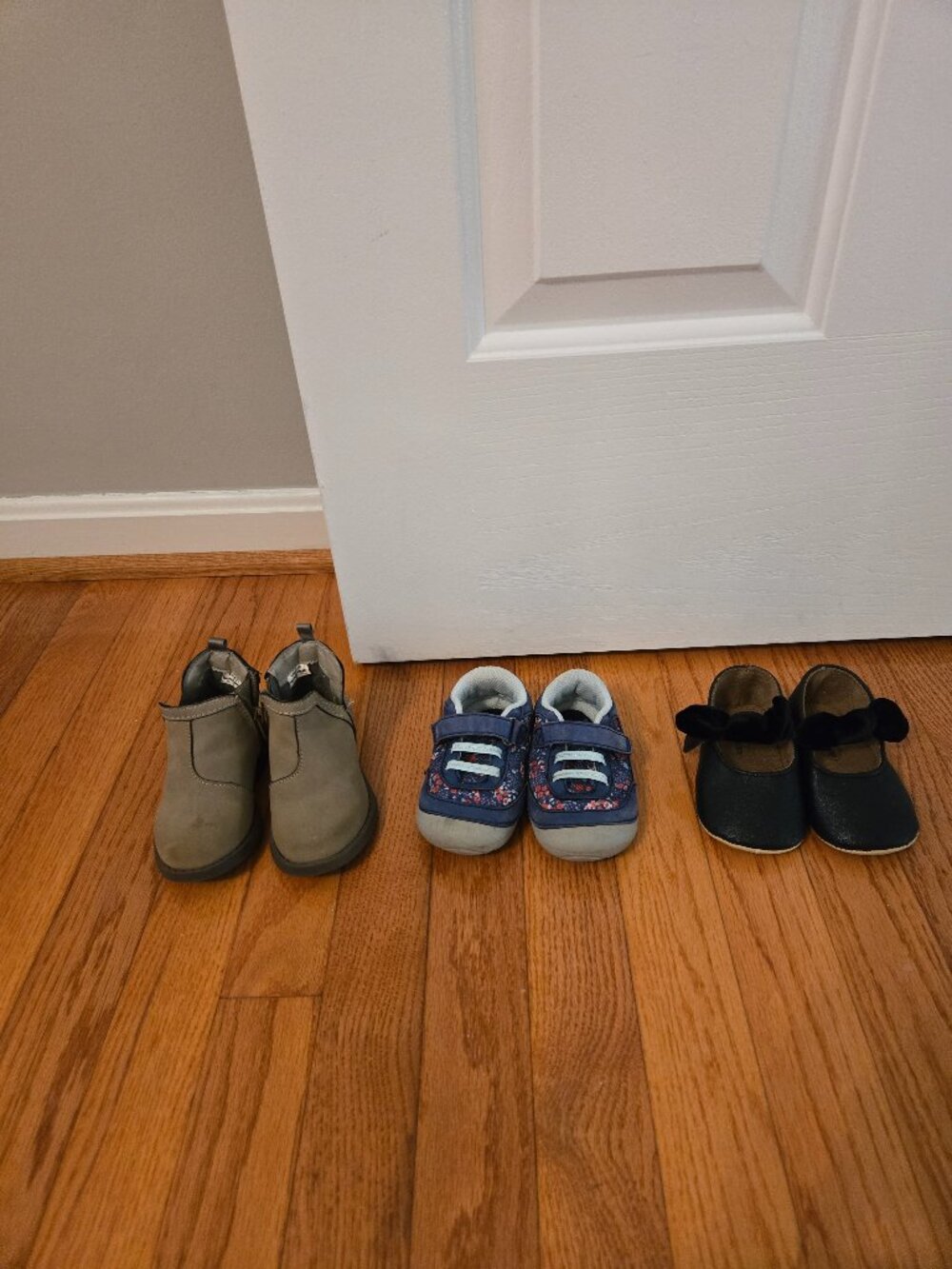 Baby girls size 5 bundle of three pairs of shoes